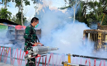 Cegah Malaria, Yonif TP 860/NSK Gelar Fogging di Marshalling Area