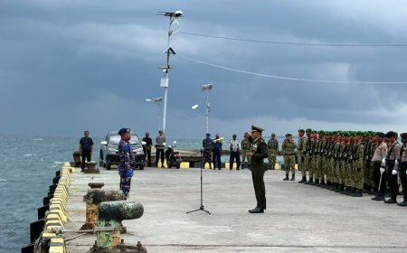 Tabur Bunga di Laut Waropen, Momentum Mengenang Jasa Pahlawan di HUT ke-81 RI