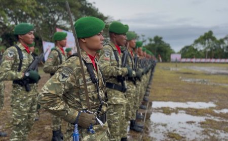 Khidmat dan Penuh Semangat Kebangsaan: Yonif TP 809/NTM Bersama Masyarakat Sarmi Gelar Upacara HUT ke-81 NKRI