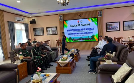 Pangdam XXIV/MT Sambut Langsung, Menteri Transmigrasi di Merauke