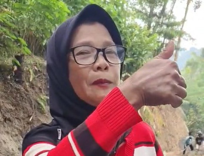 Mbah Sariem Dulu Naik Motor Sering Terpeleset Kini TMMD Hadirkan Harapan Baru