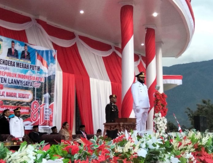 Dari Tiom untuk Indonesia! Upacara Penurunan Bendera di Lanny Jaya Berlangsung Khidmat