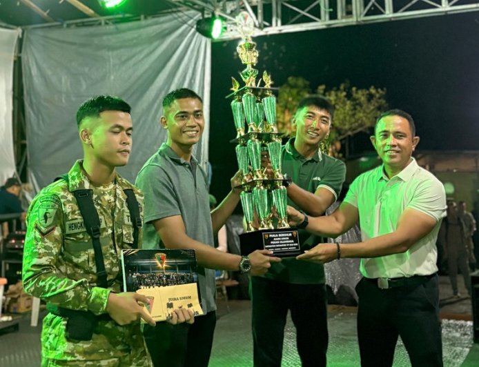 Panggung Prajurit Meriahkan HUT ke-1 Yonif TP 860/NSK, TNI dan Masyarakat Waropen Larut dalam Kebersamaan