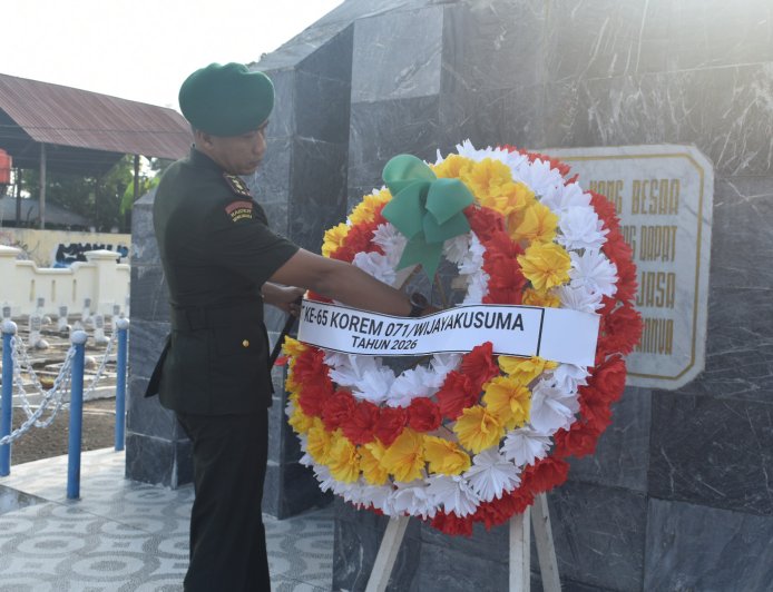 HUT ke-65 Korem 071/Wijayakusuma, Kodim 0712/Tegal Gelar Ziarah Rombongan untuk Kenang Jasa Pahlawan