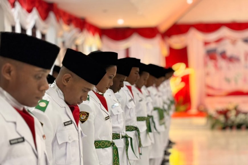 Bupati Waropen Kukuhkan 40 Paskibraka 2026, Pesan Jaga Amanah dan Bawa Semangat Kemerdekaan
