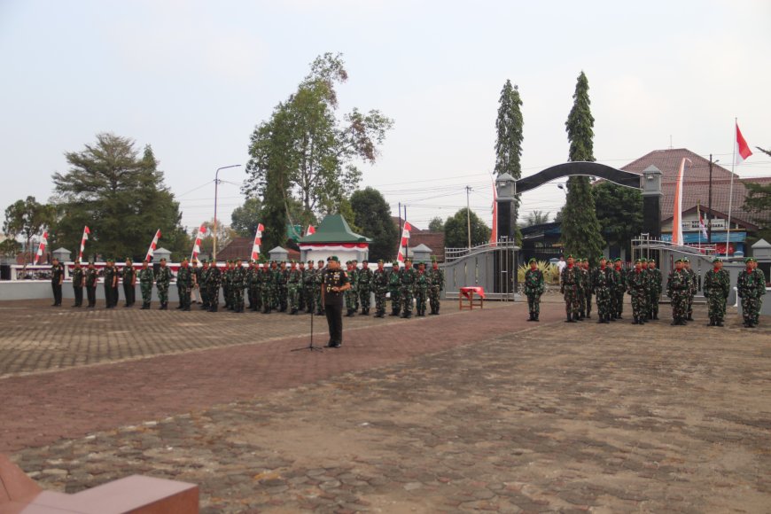 Dandim Banjarnegara Pimpin Ziarah Rombongan Kenang Jasa Pahlawan di HUT ke-65 Korem 071 Wijayakusuma