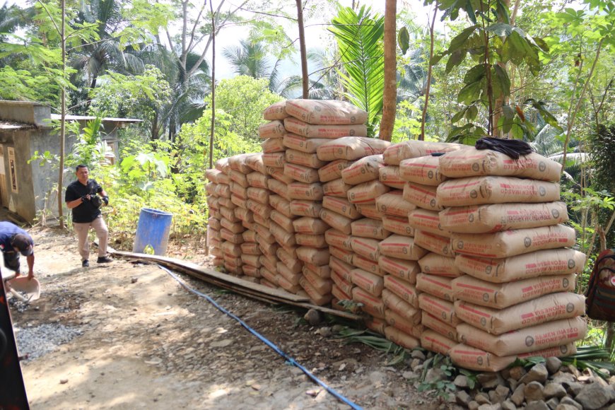 Material Melimpah Pembangunan Rabat Beton TMMD Terus Dikebut