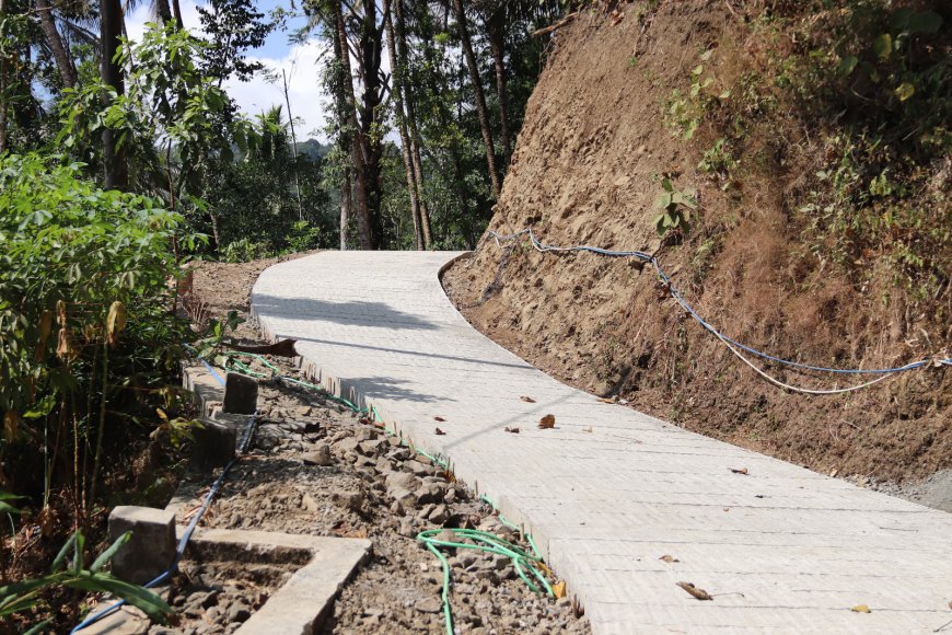 Rabat Beton 737 Meter Rampung 100 Persen Wajah Baru Jalan Dusun Kunir