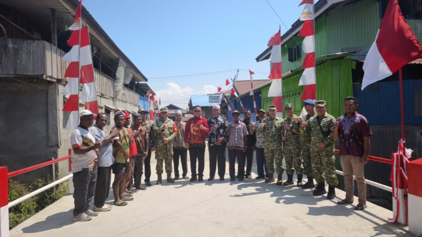 Komandan Yonif TP 804/DBAY Hadiri Peresmian Jembatan Merah Putih di Desa Girimulyo