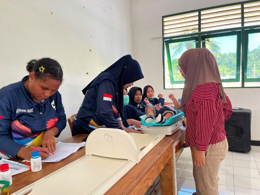 Wujud Kepedulian Kesehatan, Yonif TP 809/NTM dan Persit KCK Gelar Imunisasi Anak Bersama Puskesmas Petam