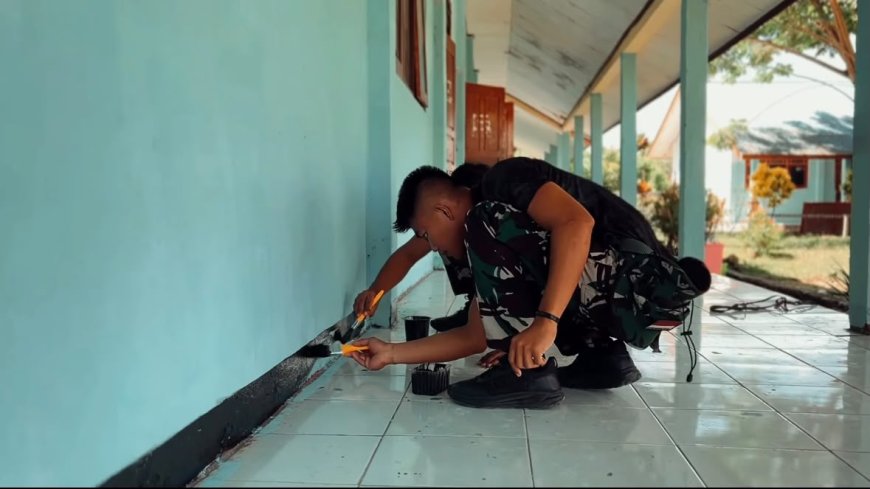 Sinergi TNI dan Pelajar: Personel Yonif TP 809/NTM Warnai Cerianya SMP Satu Atap Kasukwe