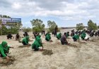 Menjaga Pantai dan Masa Depan, Personel Kodim 1707/Merauke Bersama Masyarakat Tanam Mangrove di Pantai Payum