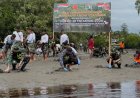 Yonif TP 809/NTM Bersama Masyarakat dan Pelajar Tanam Mangrove di Pantai Kodok Sarmi