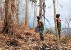 Babinsa Kimaam Respon Cepat, Padamkan Kebakaran Lahan Sebelum Meluas ke Permukiman Warga Kampung Kiworo