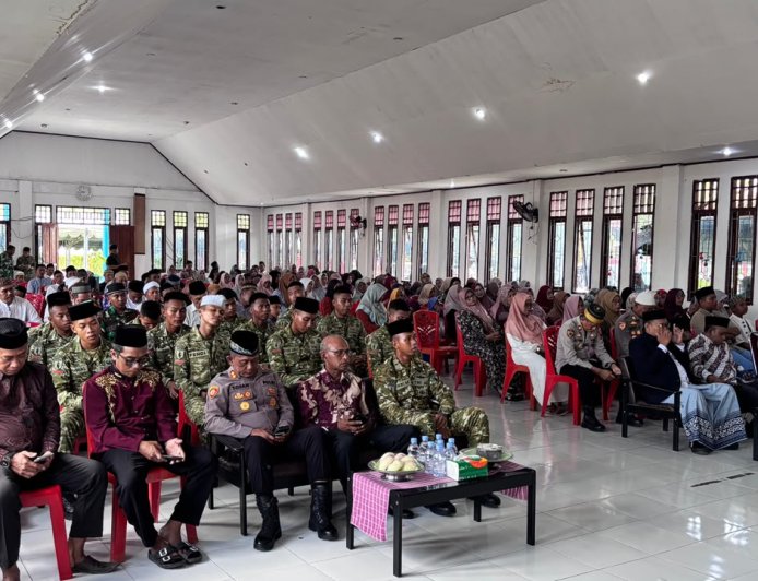 Prajurit Yonif TP 860/NSK Hadiri Peringatan Maulid Nabi Muhammad SAW 1448 H di Waropen