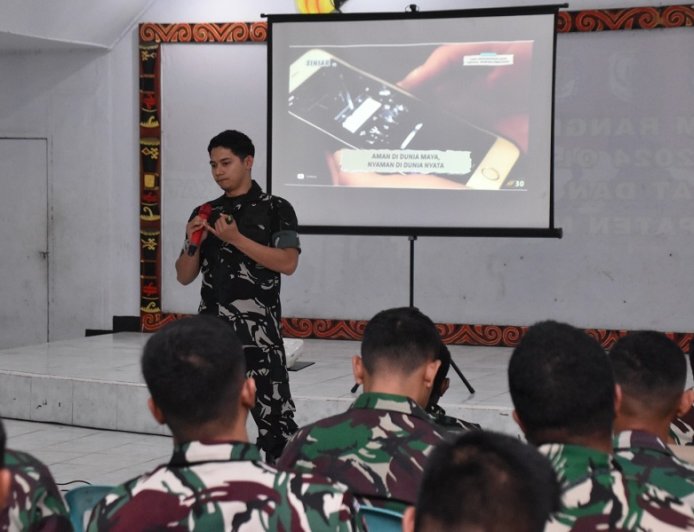 Tingkatkan Kesadaran Digital, Personel Kodim 1707/Merauke Ikuti Sosialisasi Keamanan Siber