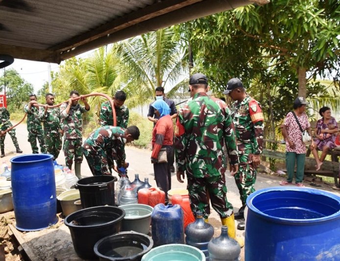 Dari Prajurit Untuk Rakyat, Kodim 1707/Merauke Salurkan Air Bersih di Wilayah Kampung Wasur