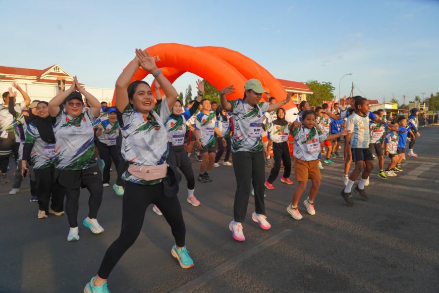 Pimpin Fun Run 5K HUT ke-81 TNI, Pangdam Mandala Trikora: TNI Kuat Karena Rakyat Kuat