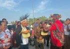 Yonif TP 860/NSK Kawal Kunjungan Pastoral Uskup Timika di Waropen