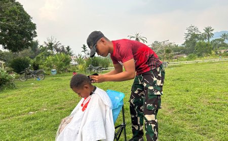 Melalui Program KASTURI Yonif TP 814/JZA: Wujud Kepedulian Rapikan Penampilan dan Bangkitkan Percaya Diri Anak-Anak Distrik Yapsi