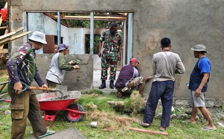 Rehabilitasi Rumah Mekias Enembe Jadi Sasaran Fisik TMMD ke-130 Kodim Jayapura