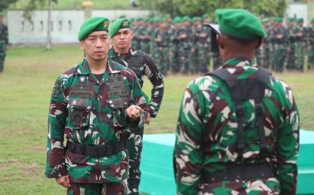 Pimpin Upacara 17-an, Danyonif TP 804/DBAY Bacakan Amanat Panglima TNI