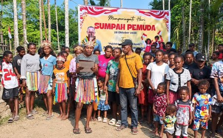 Peringati Hari Sumpah Pemuda, Kepala Suku Kampung Suskun dan Pemuda Arso Timur Gelar Ikrar Bersama dan bagi Sembako
