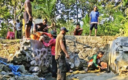 Perbaikan Bak Penampungan Air Bersih Jadi Bagian Pengabdian TMMD di Sabron Sari