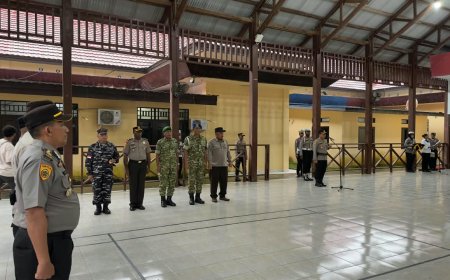 Yonif TP 809/NTM Ikuti Apel Gelar Pasukan Operasi Patuh Cartenz 2026 di Polres Sarmi