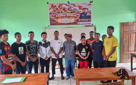 Peringati Sumpah Pemuda, Kepala Suku Hubla Bersama Pemuda Yahukimo Gelar Deklarasi Papua Damai dan Bagikan Sembako