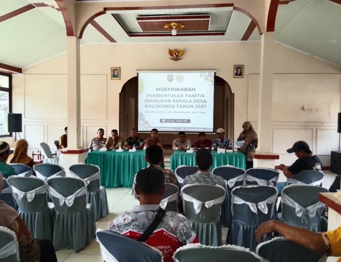 Danramil 17/Balapulang Hadiri Rapat Pembentukan Panitia Pemilihan Kepala Desa Kaliwungu Periode 2027–2034
