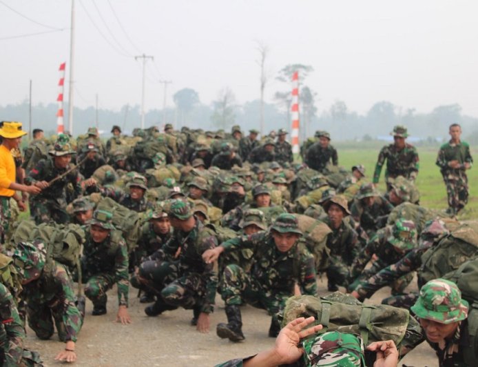 Tradisi Korps Raport Yonif TP 820/DAAI Tekankan Disiplin dan Tanggung Jawab Prajurit