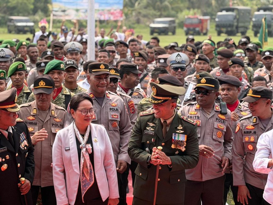 Perdana Digelar di Waropen, Upacara HUT ke-81 TNI Berlangsung Khidmat