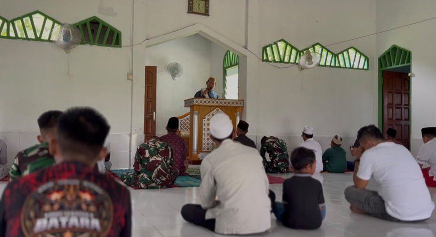 Perkuat Kedekatan dengan Warga, Yonif TP 860/NSK Gelar SAJADAH di Waropen