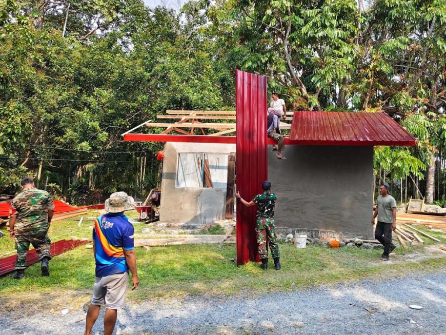 Bukan Sekadar Membangun Rumah, TMMD ke-130 Perkuat Kebersamaan TNI dan Warga Sabron Sari