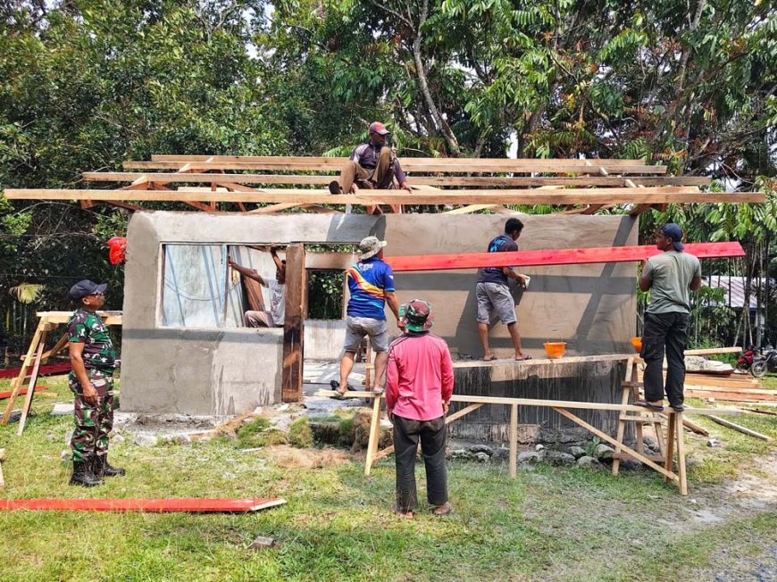Rehabilitasi Rumah Warga di Sabron Sari Jadi Wujud Kepedulian TNI terhadap Kebutuhan Dasar Masyarakat