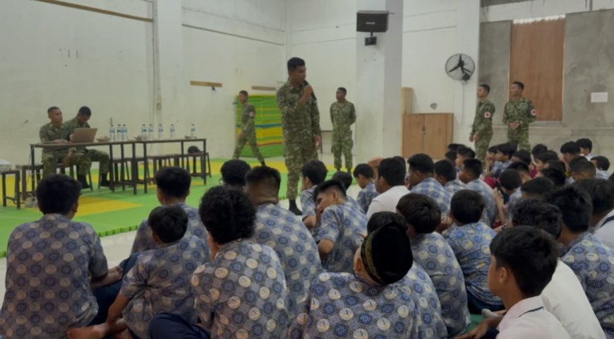 Yonif TP 820/DAAI Edukasi Siswa SMPIT Permata Papua tentang Bahaya Kabut Asap dan Penggunaan Masker