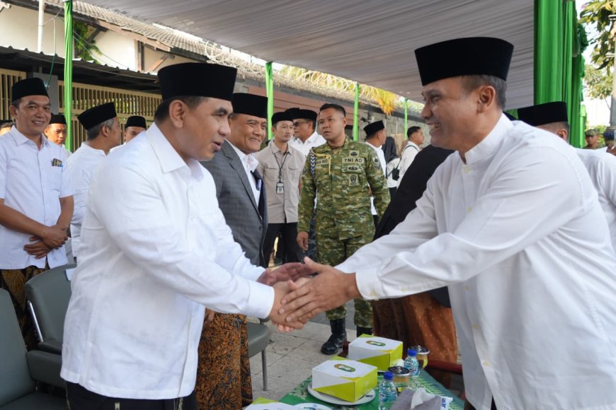 Pangdam IV/Diponegoro Hadiri Upacara Hari Santri Nasional 2026 di Kota Tegal