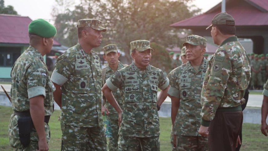 Kunjungan Kerja Menteri Pertahanan RI ke Yonif TP 804/DBAY