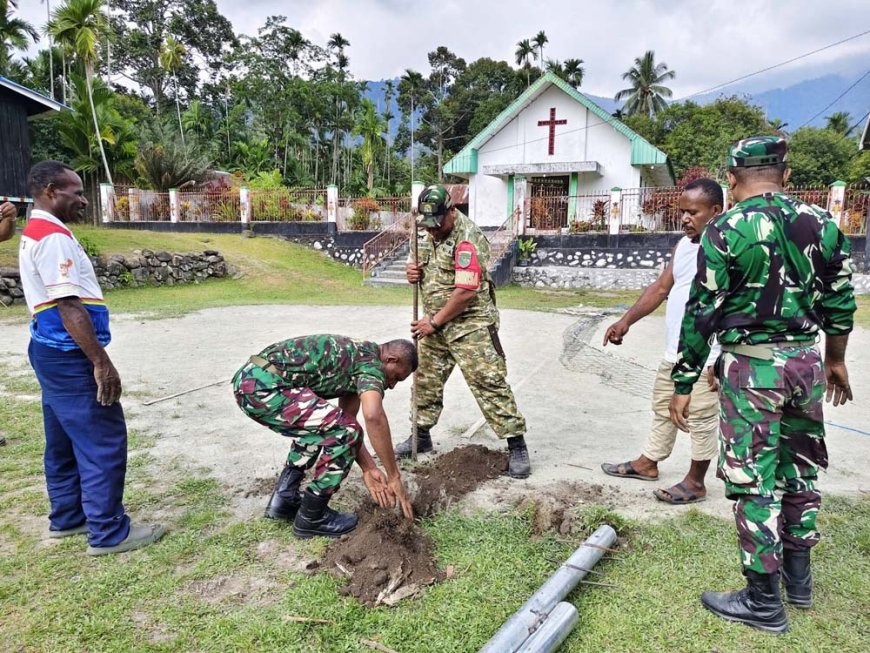 Satgas TMMD ke-130 Kodim Jayapura Perbaiki Lapangan Voli untuk Dukung Generasi Muda