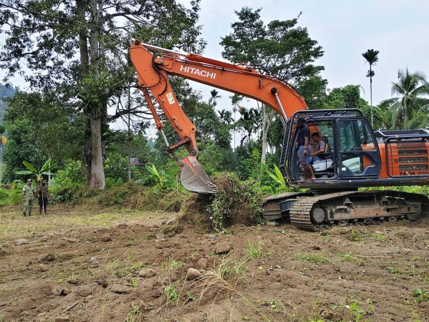 Satgas TMMD ke-130 Kodim 1701/Jayapura Buka Lahan Pertanian di Sentani Barat