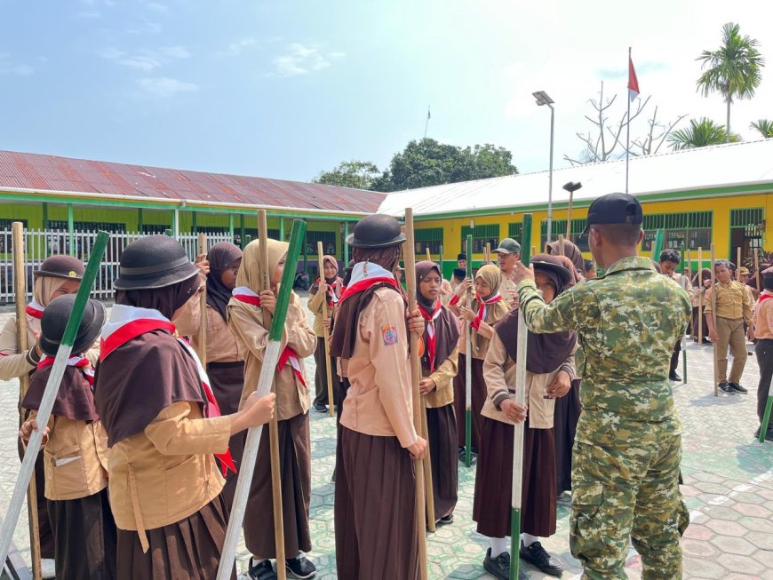 Program TEKAD Yonif TP 860/NSK Tanamkan Disiplin dan Karakter Siswa MI At-Taqwa