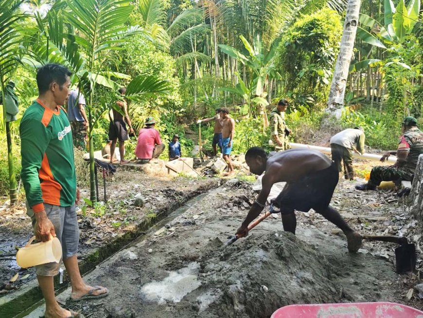 Kualitas Pekerjaan Jadi Perhatian dalam Revitalisasi Bak Air Bersih Satgas TMMD Jayapura