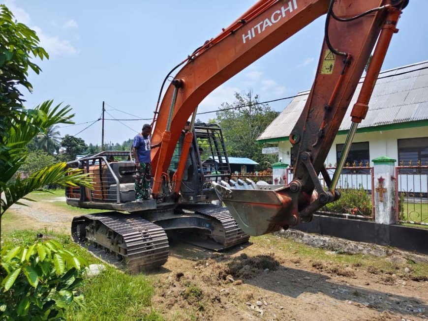 Percepat Pembangunan Infrastruktur, Satgas TMMD ke-130 Kodim 1701/Jayapura Mulai Pengemburan Jalan